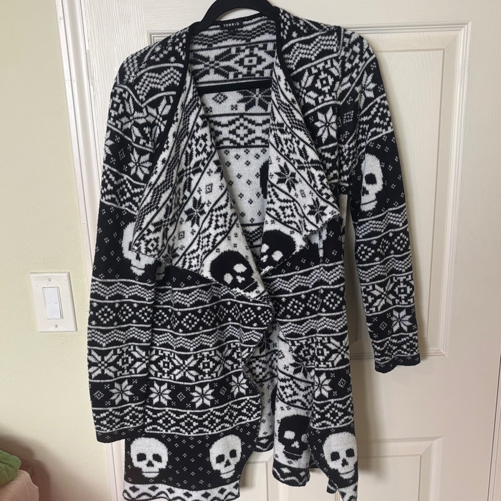 Skull Black and White Wrap Sweater